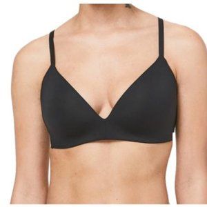 Lululemon Take Shape bra